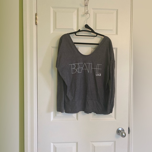 Löle  *Breathe* yoga pullover - Picture 2 of 5